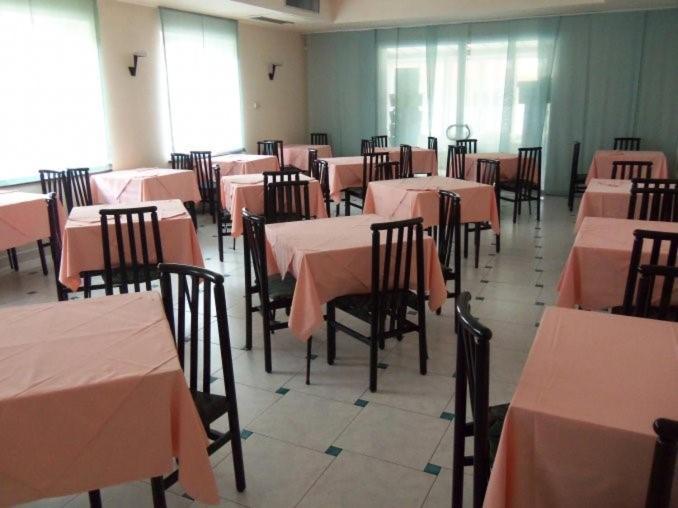 Viserbella di Rimini Hotel Silvia מראה חיצוני תמונה